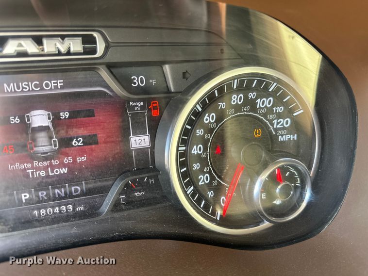 image for item DQ7715 2019 RAM 2500 Crew Cab pickup truck