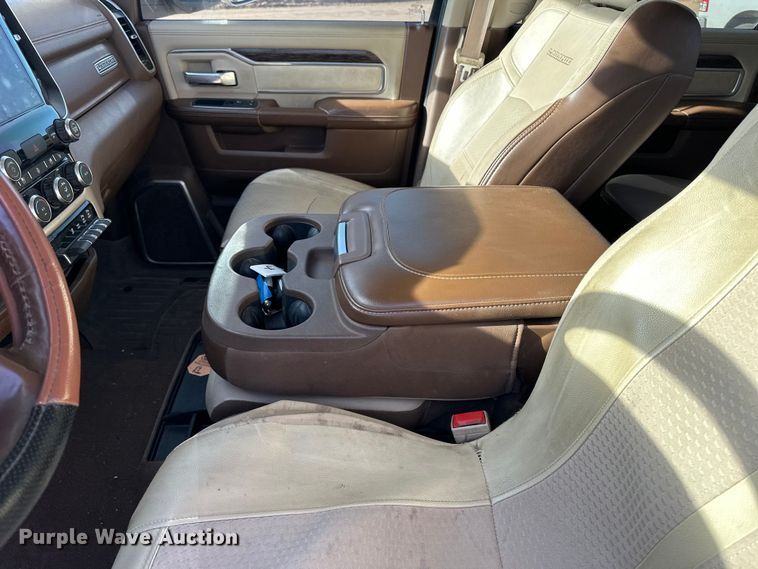 image for item DQ7715 2019 RAM 2500 Crew Cab pickup truck