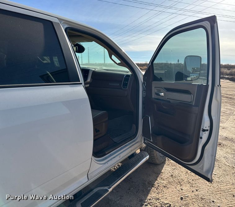 image for item DQ7715 2019 RAM 2500 Crew Cab pickup truck