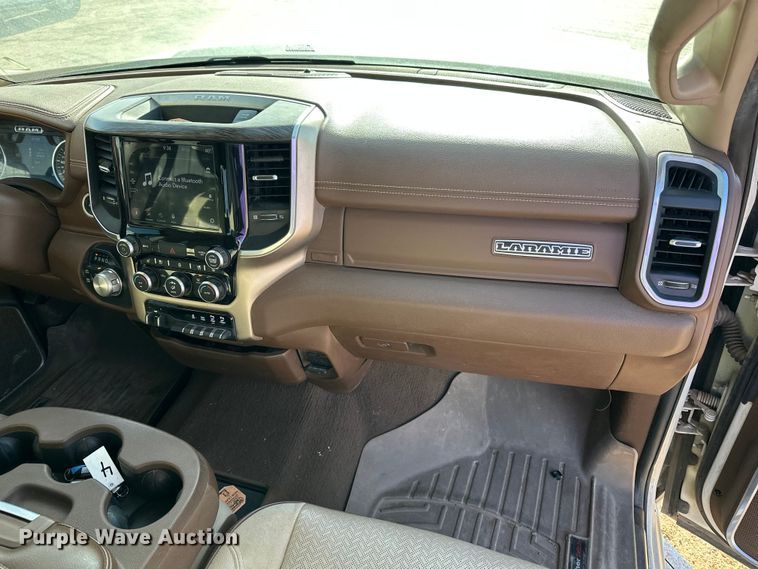 image for item DQ7715 2019 RAM 2500 Crew Cab pickup truck