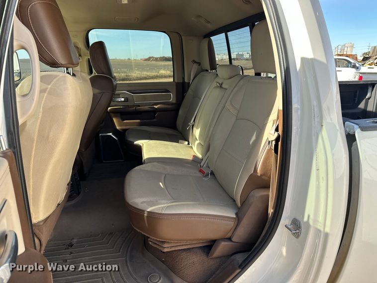 image for item DQ7715 2019 RAM 2500 Crew Cab pickup truck