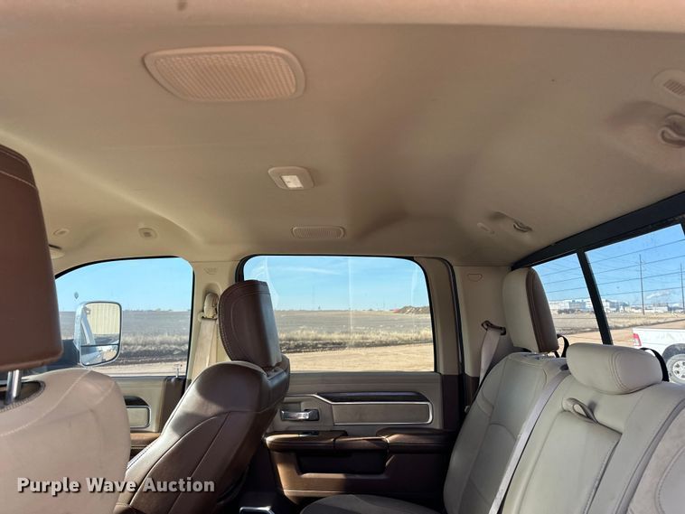 image for item DQ7715 2019 RAM 2500 Crew Cab pickup truck