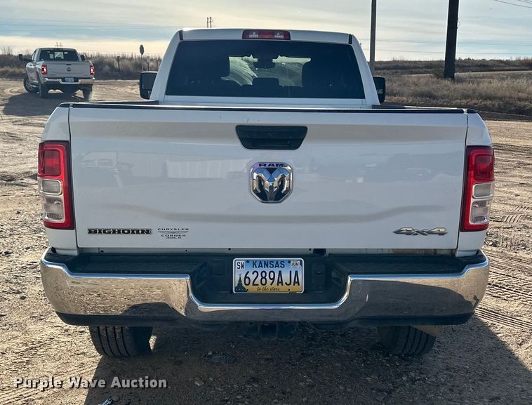 image for item DQ7717 2023 RAM 2500 Crew Cab pickup truck