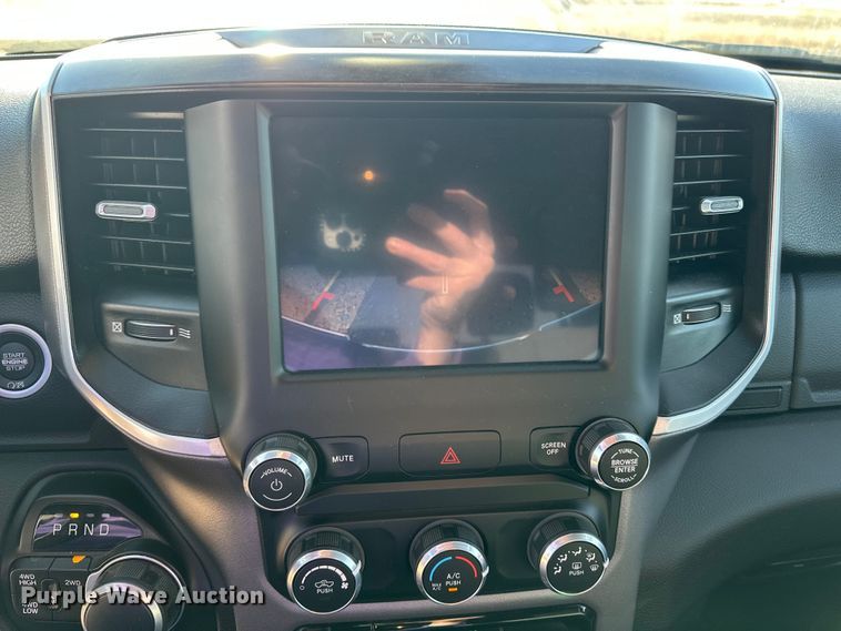 image for item DQ7717 2023 RAM 2500 Crew Cab pickup truck