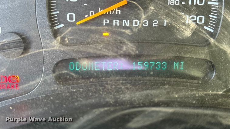 image for item DQ7718 2006 Chevrolet Silverado 2500HD Crew Cab flatbed pickup truck