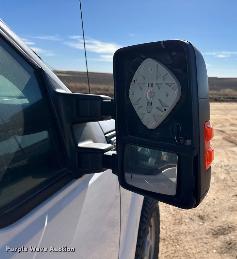 image for item DQ7719 2015 Ford F250 Super Duty Crew Cab pickup truck