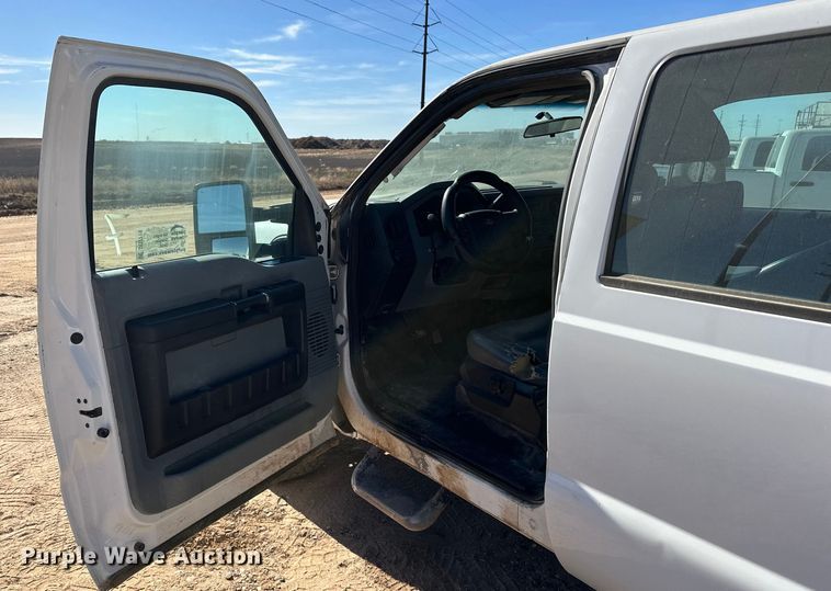 image for item DQ7719 2015 Ford F250 Super Duty Crew Cab pickup truck