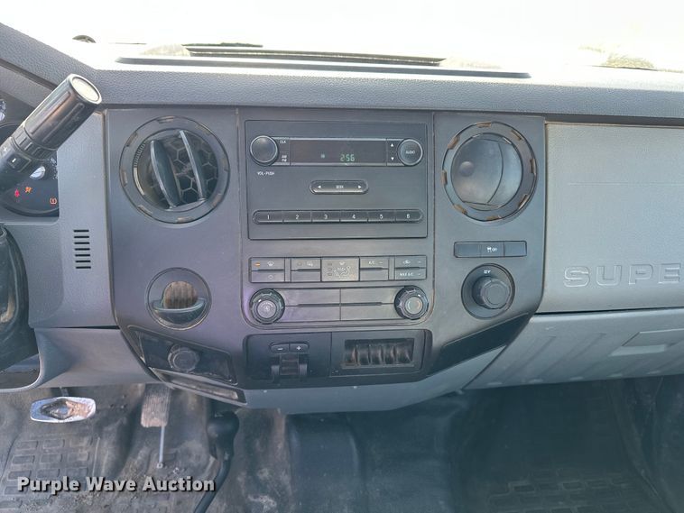 image for item DQ7719 2015 Ford F250 Super Duty Crew Cab pickup truck