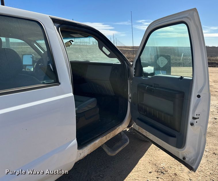 image for item DQ7719 2015 Ford F250 Super Duty Crew Cab pickup truck