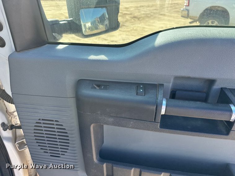 image for item DQ7719 2015 Ford F250 Super Duty Crew Cab pickup truck