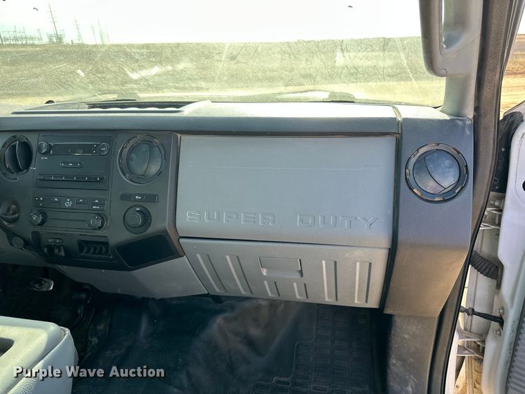 image for item DQ7719 2015 Ford F250 Super Duty Crew Cab pickup truck