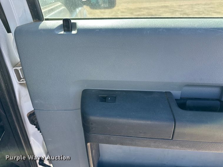 image for item DQ7719 2015 Ford F250 Super Duty Crew Cab pickup truck