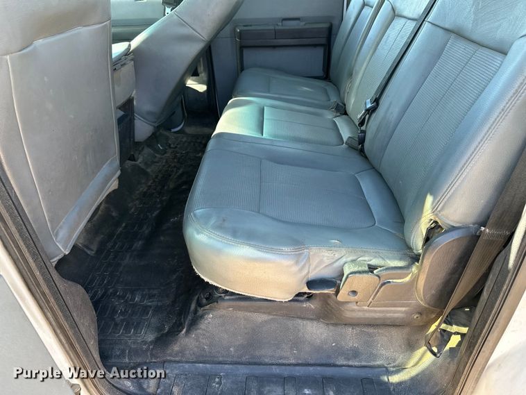 image for item DQ7719 2015 Ford F250 Super Duty Crew Cab pickup truck