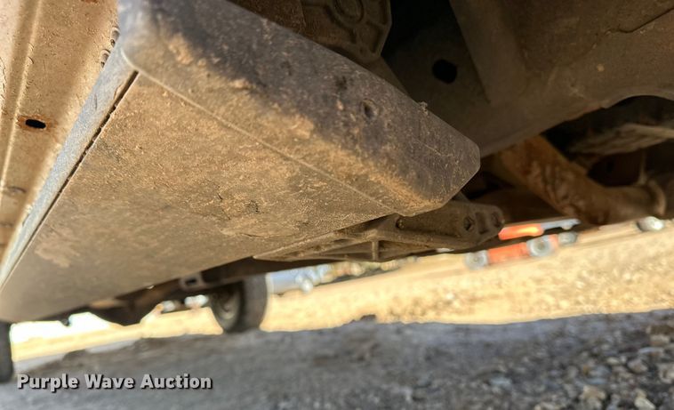 image for item DQ7720 2013 RAM 2500 Crew Cab pickup truck