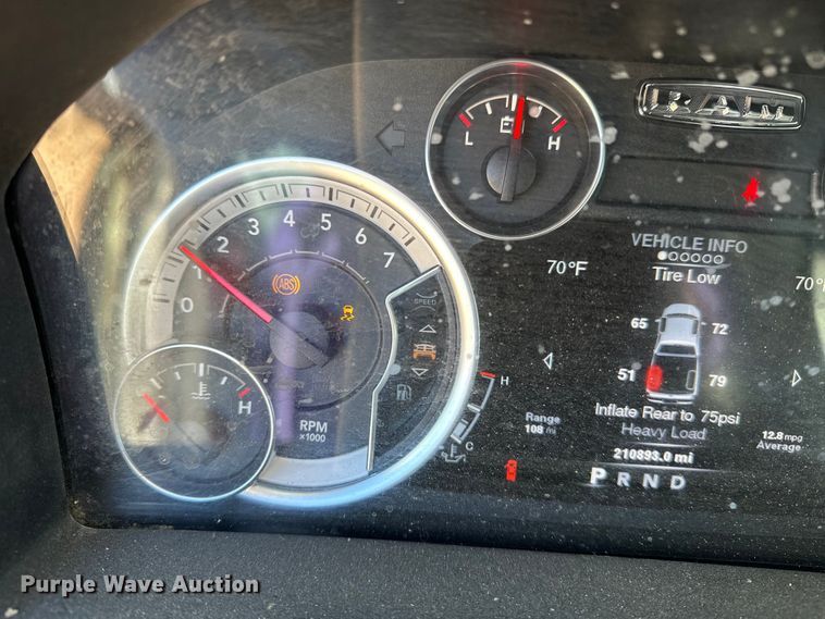 image for item DQ7720 2013 RAM 2500 Crew Cab pickup truck