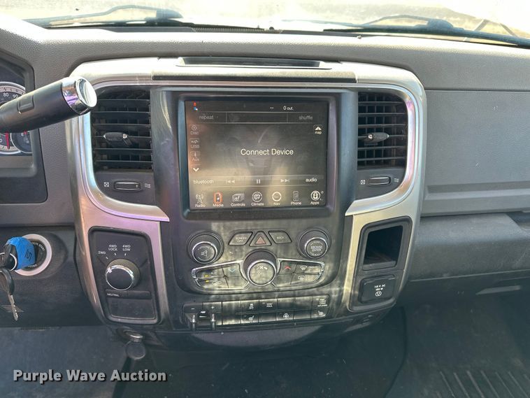 image for item DQ7720 2013 RAM 2500 Crew Cab pickup truck