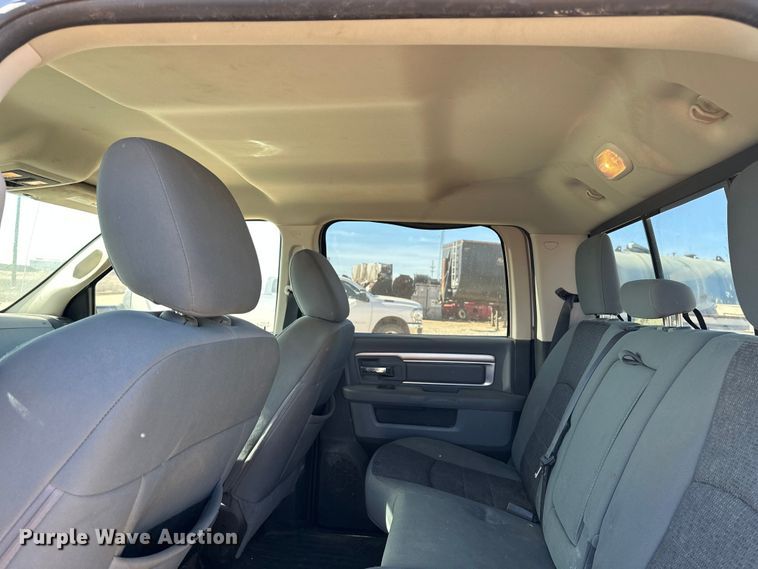 image for item DQ7720 2013 RAM 2500 Crew Cab pickup truck