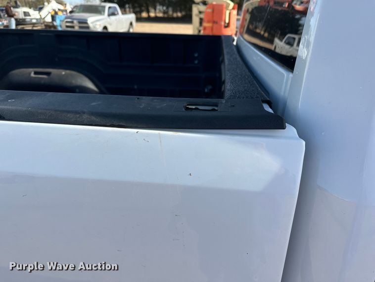 image for item DQ7722 2022 RAM 2500 Crew Cab pickup truck