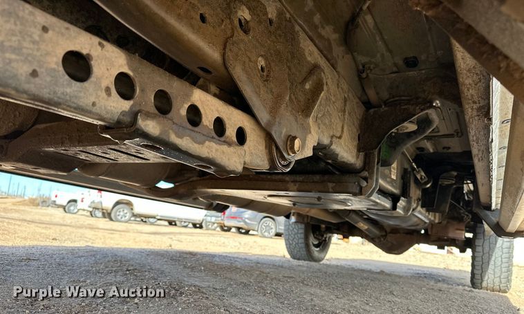 image for item DQ7722 2022 RAM 2500 Crew Cab pickup truck