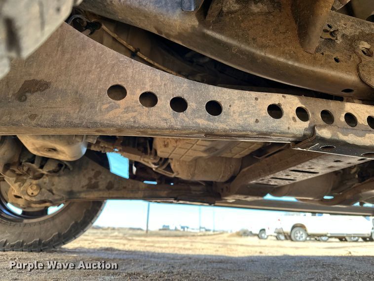 image for item DQ7722 2022 RAM 2500 Crew Cab pickup truck