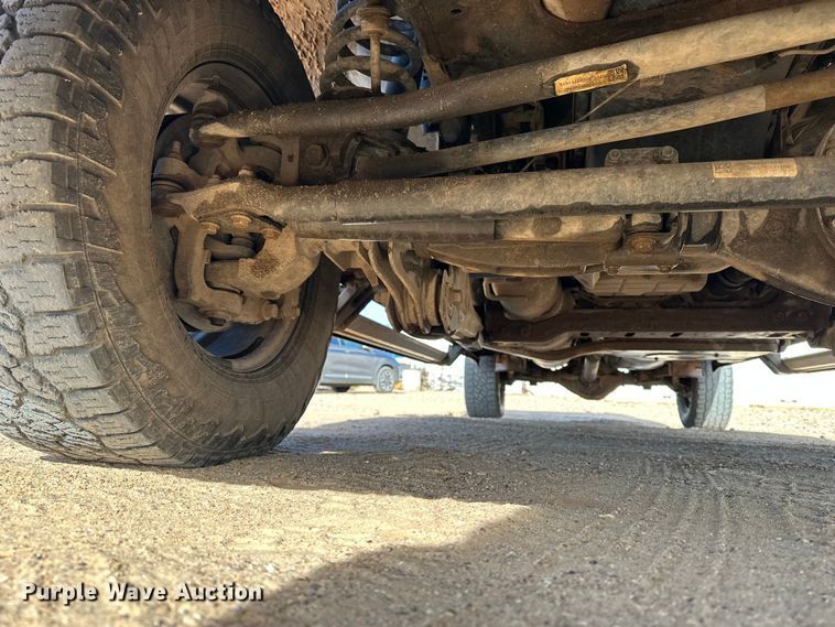 image for item DQ7722 2022 RAM 2500 Crew Cab pickup truck