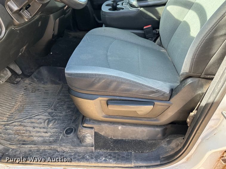 image for item DQ7722 2022 RAM 2500 Crew Cab pickup truck