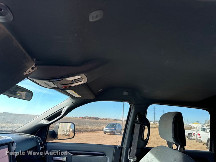 image for item DQ7722 2022 RAM 2500 Crew Cab pickup truck