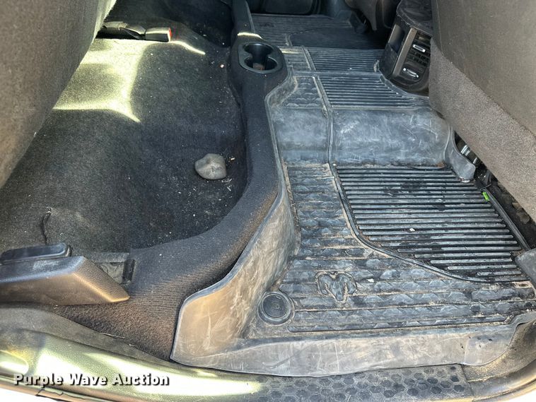 image for item DQ7722 2022 RAM 2500 Crew Cab pickup truck