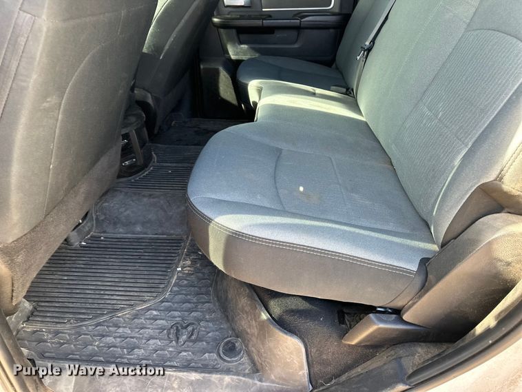 image for item DQ7722 2022 RAM 2500 Crew Cab pickup truck