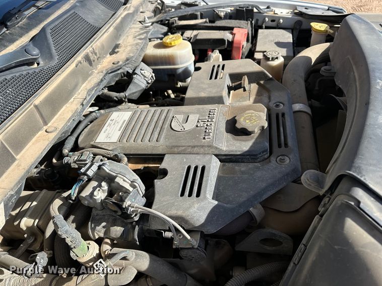 image for item DQ7722 2022 RAM 2500 Crew Cab pickup truck