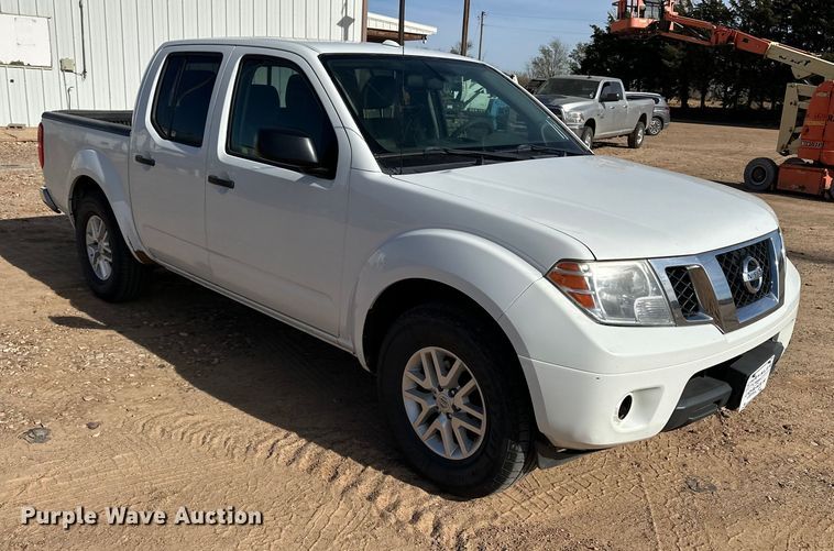 image for item DQ7723 2018 Nissan Frontier Crew Cab pickup truck