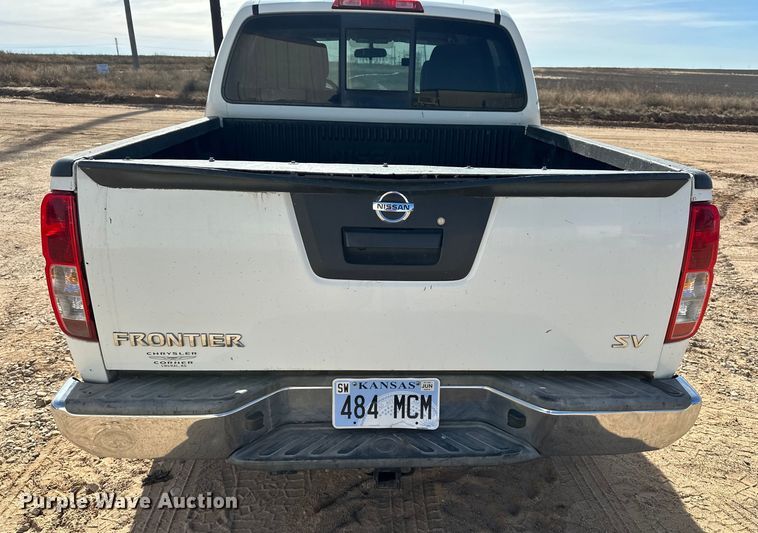 image for item DQ7723 2018 Nissan Frontier Crew Cab pickup truck