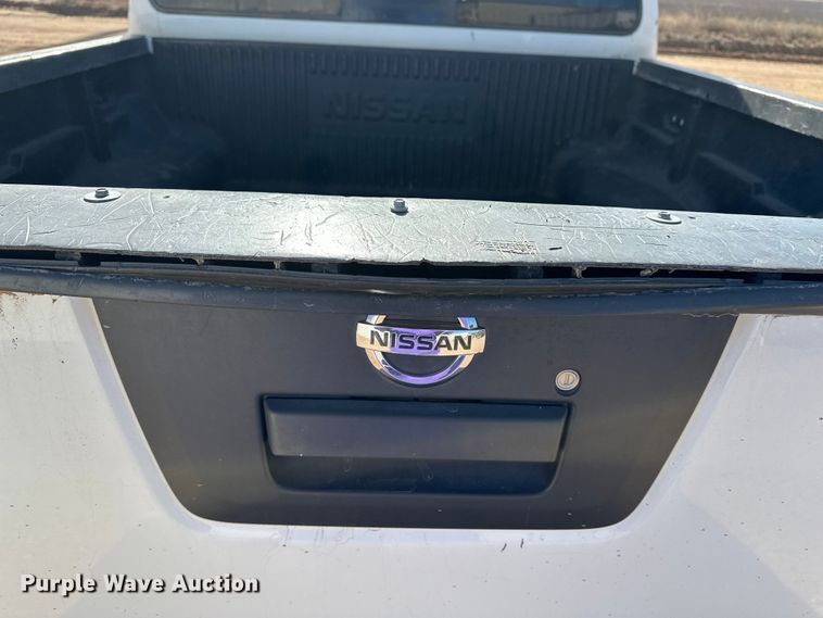 image for item DQ7723 2018 Nissan Frontier Crew Cab pickup truck