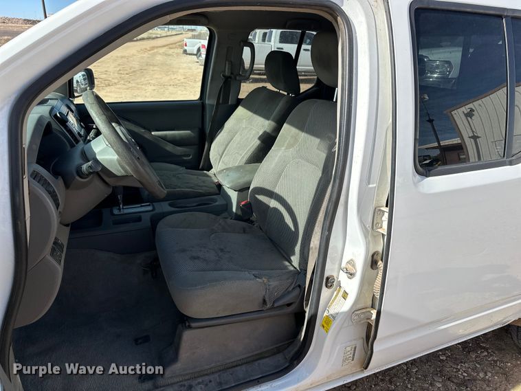 image for item DQ7723 2018 Nissan Frontier Crew Cab pickup truck