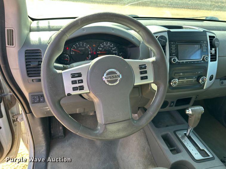 image for item DQ7723 2018 Nissan Frontier Crew Cab pickup truck