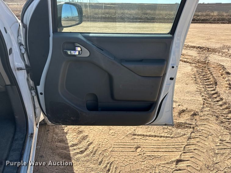 image for item DQ7723 2018 Nissan Frontier Crew Cab pickup truck