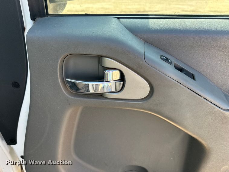 image for item DQ7723 2018 Nissan Frontier Crew Cab pickup truck