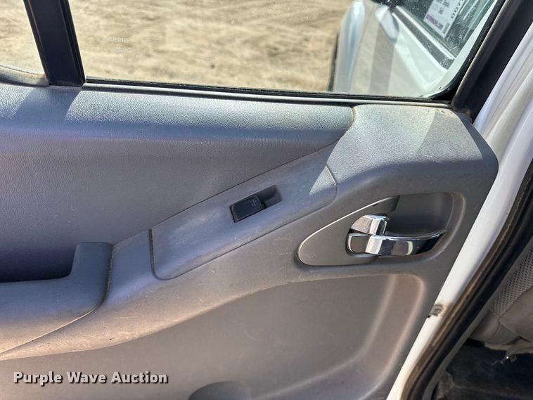 image for item DQ7723 2018 Nissan Frontier Crew Cab pickup truck