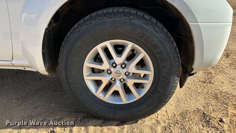 image for item DQ7723 2018 Nissan Frontier Crew Cab pickup truck