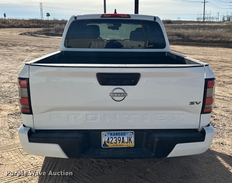 image for item DQ7726 2023 Nissan Frontier Crew Cab pickup truck