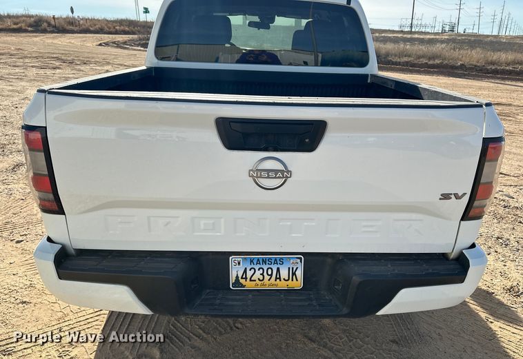 image for item DQ7726 2023 Nissan Frontier Crew Cab pickup truck