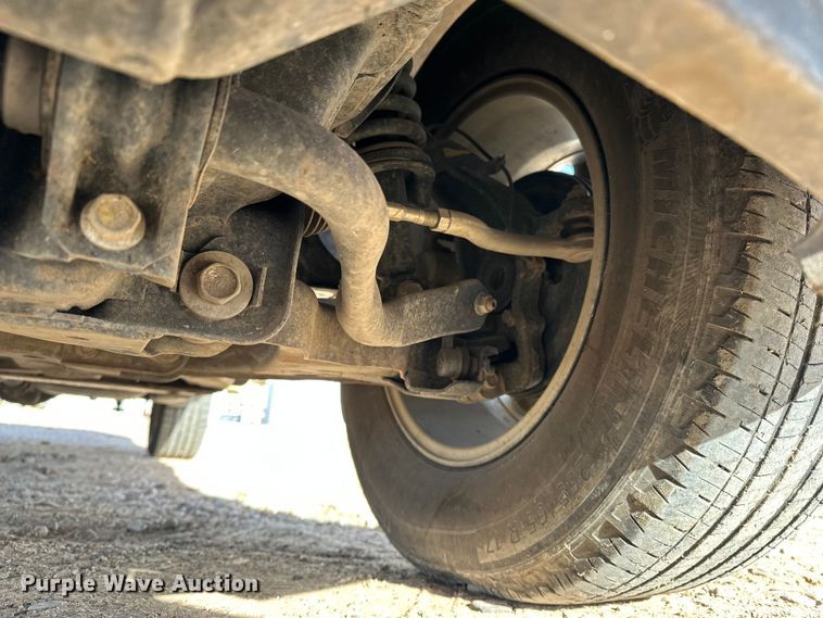 image for item DQ7726 2023 Nissan Frontier Crew Cab pickup truck