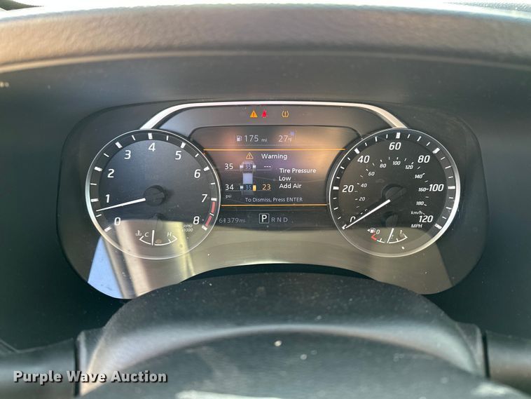 image for item DQ7726 2023 Nissan Frontier Crew Cab pickup truck