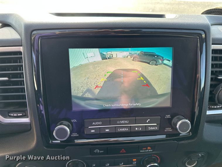 image for item DQ7726 2023 Nissan Frontier Crew Cab pickup truck