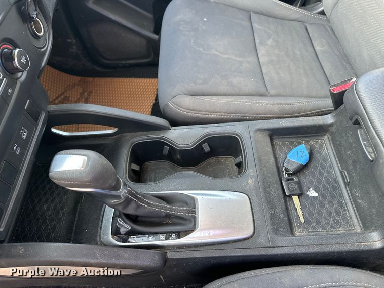 image for item DQ7726 2023 Nissan Frontier Crew Cab pickup truck