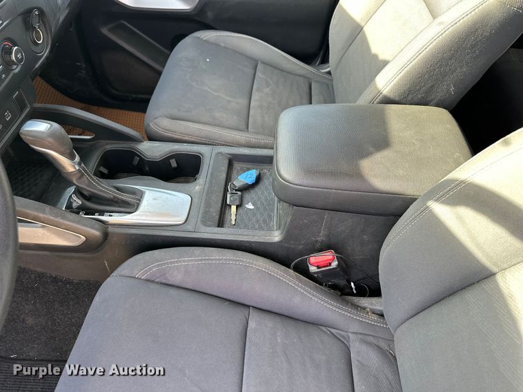 image for item DQ7726 2023 Nissan Frontier Crew Cab pickup truck