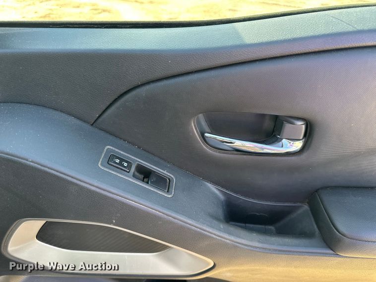 image for item DQ7726 2023 Nissan Frontier Crew Cab pickup truck