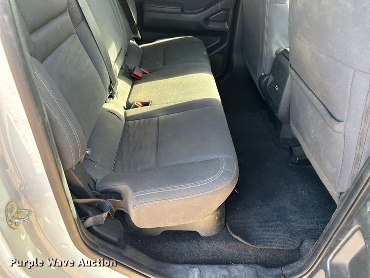 image for item DQ7726 2023 Nissan Frontier Crew Cab pickup truck