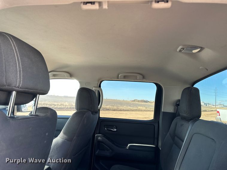 image for item DQ7726 2023 Nissan Frontier Crew Cab pickup truck