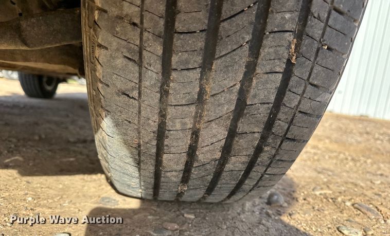 image for item DQ7726 2023 Nissan Frontier Crew Cab pickup truck